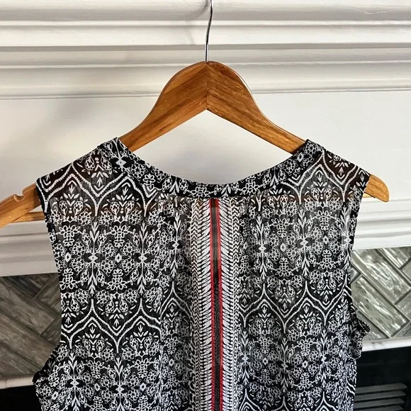 Sheer LIZ CLAIBORNE SLEEVELESS Floral Print BLOUSE Top SHIRT Size Medium M - Picture 7 of 10
